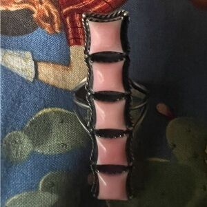 Sterling Silver Pink Conch ring, sz 9; no maker’s mark